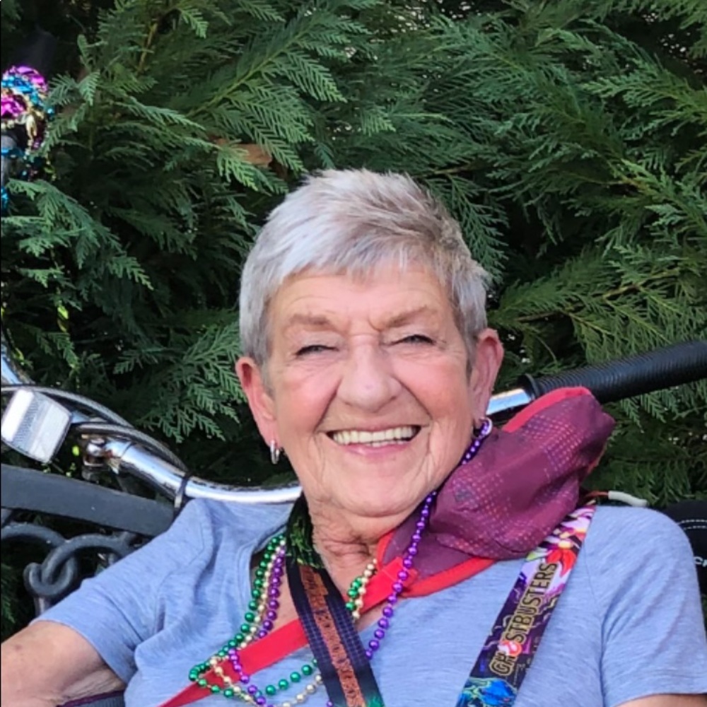 Meet your Posher, Carolyn